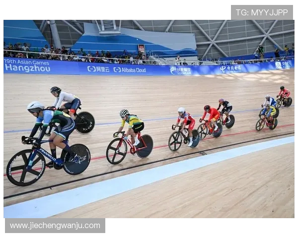 自行车选手比赛中的先机捕捉